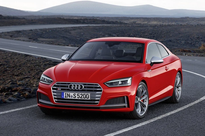 Nuova Audi A5 Coupé 2016: il debutto al Salone di Parigi