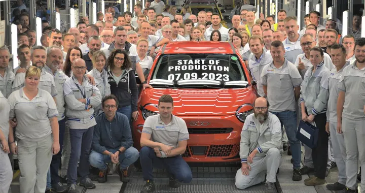 Fiat 600e: partita la produzione del nuovo crossover elettrico