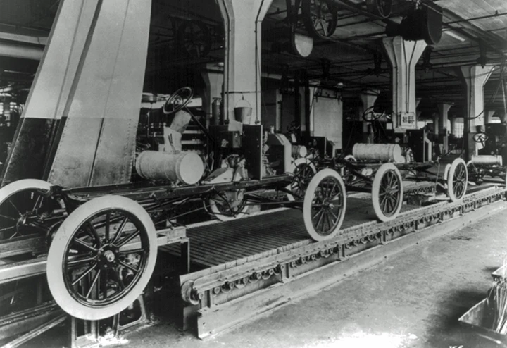 Henry Ford 150 anni: la rivoluzione della catena di montaggio