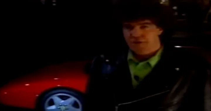 Un giovanissimo Jeremy Clarkson ci parla della Ferrari 348