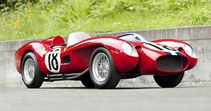 Ferrari 250 Testa Rossa: all'asta per 29 milioni di euro