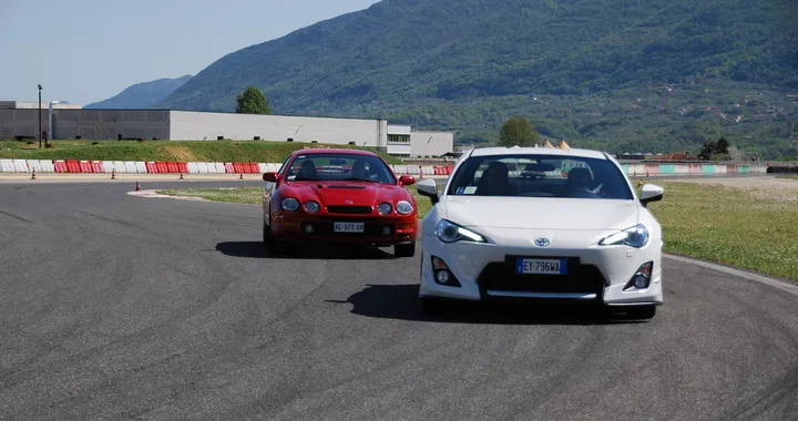Toyota GT 86 Racing VS Celica GT-Four