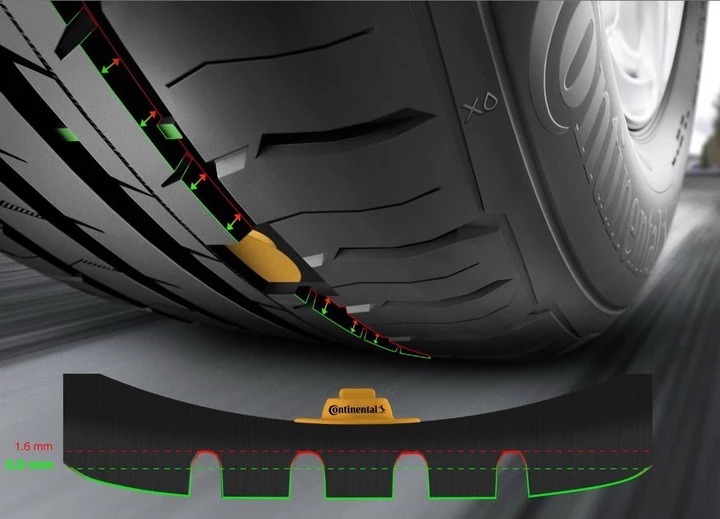 Continental, pneumatici con sensori di usura