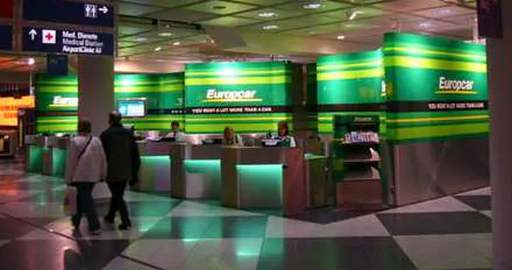 Nissan-Europcar: partnership per il noleggio dei veicoli elettrici nel 2010