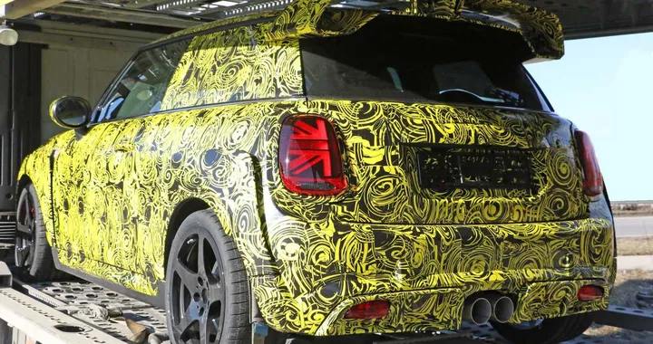 MINI John Cooper Works GP 2020: le foto spia