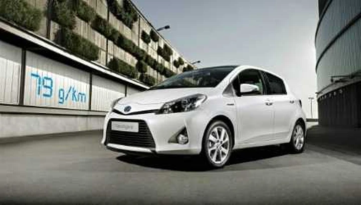 Toyota Yaris ibrida: prezzi da 17.500 euro