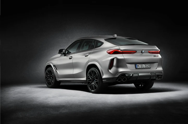 Bmw X5M e Bmw X6M Competition 2021: immagini ufficiali