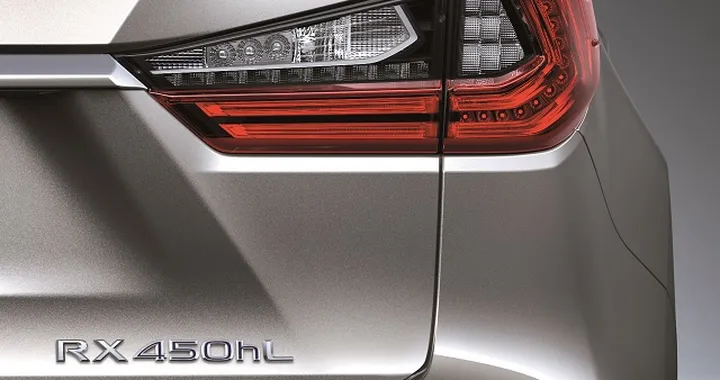 Lexus RX: a Los Angeles la nuova variante a sette posti