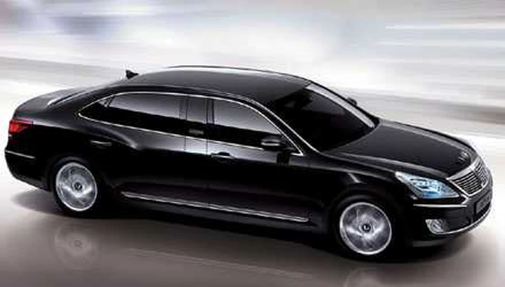 Hyundai Equus Limousine: lusso coreano