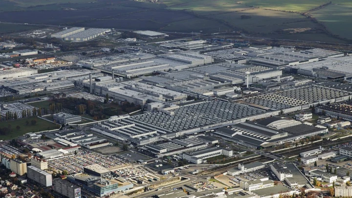 Batterie ogni 60 secondi: ecco come Skoda sta cambiando l'elettrico