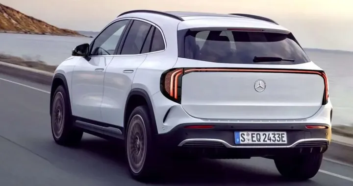 Mercedes GLA 2026, come cambia il SUV compatto
