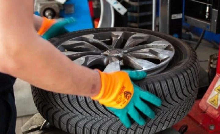 Come riconoscere le gomme estive e come sceglierle