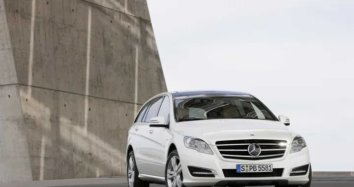 Mercedes Classe R: stop alle vendite negli USA