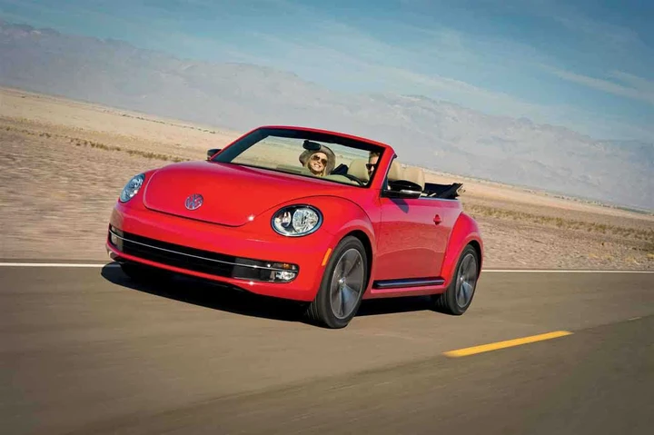 Volkswagen Maggiolino Cabriolet 2013