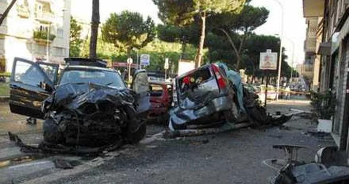 E' provato: tamponare un Suv costa il doppio