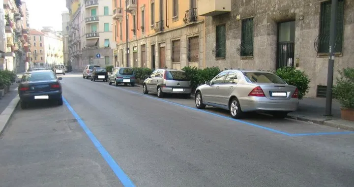 Strisce blu: verbale nullo senza area di sosta gratuita nelle vicinanze