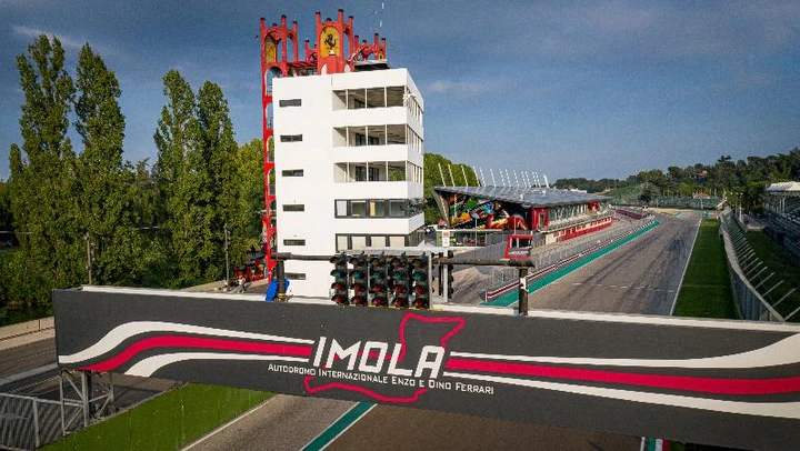 Formula 1, Gran Premio in soli 2 giorni: a Imola la sperimentazione
