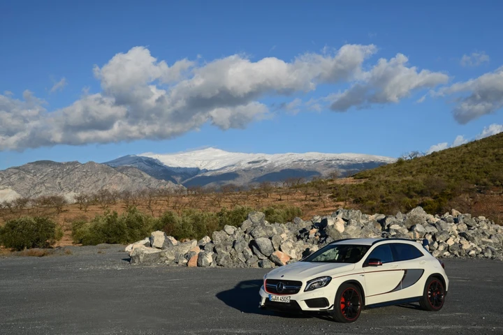 Mercedes-Benz GLA: primo contatto