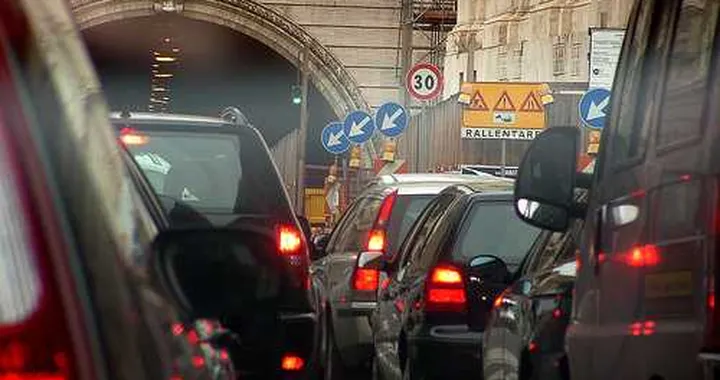 Blocco della circolazione a Milano, Roma e Firenze