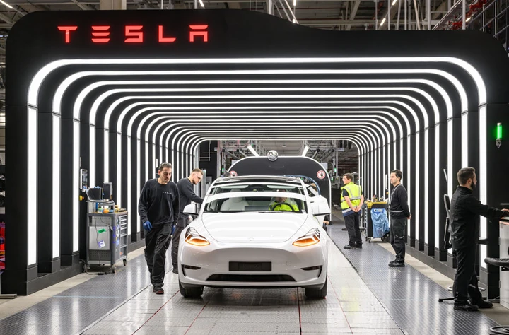 Tesla tracolla nelle vendite ma ha un asso nella manica: i crediti verdi