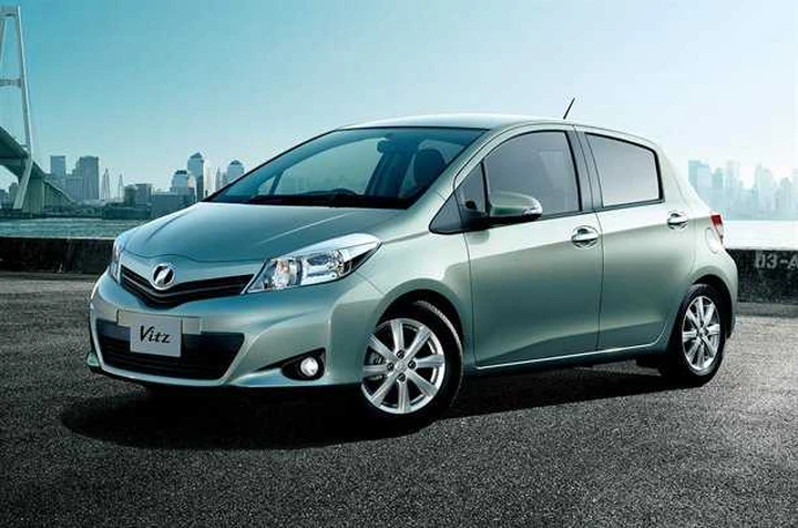 Nuova Toyota Yaris: le prime immagini ufficiali