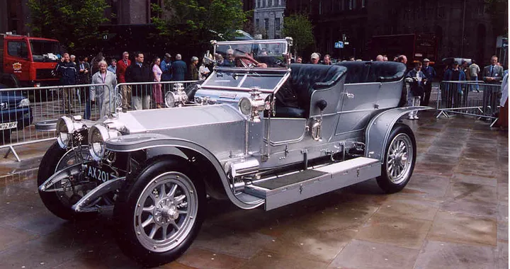 Hollywood e l'amore per le auto, in arrivo il film sulle Rolls Royce