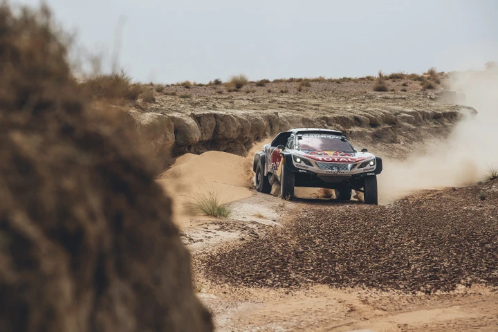 Con Peugeot un concorso per vincere la Dakar 2018