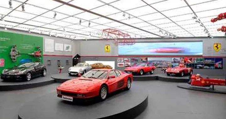 Ferrari inaugura il museo a Shanghai
