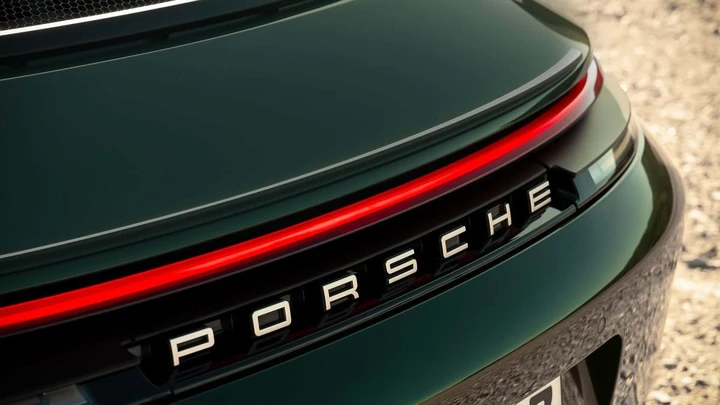 Porsche in crisi, l’AD Blume: “Il nostro modello non funziona più”