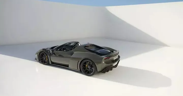 Ferrari 296 GTS N-LARGO: 868 CV di pura follia by Novitec