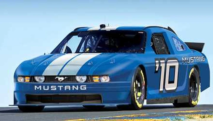 La Ford Mustang debutta in NASCAR