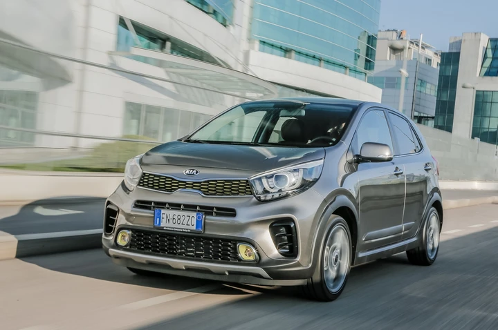 Nuova Kia Picanto X-Line: le immagini ufficiali