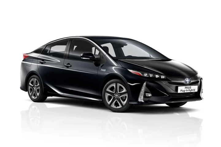Toyota Prius Plug-in 2019, gli aggiornamenti: immagini ufficiali