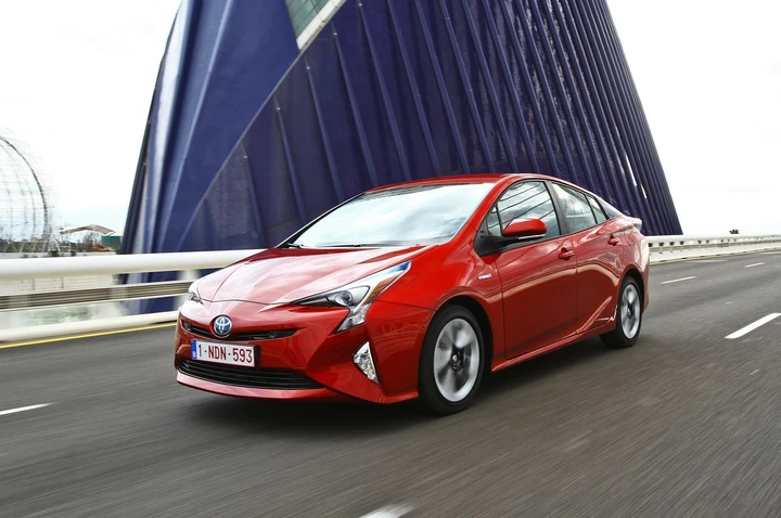 Nuova Toyota Prius 2016: immagini inedite