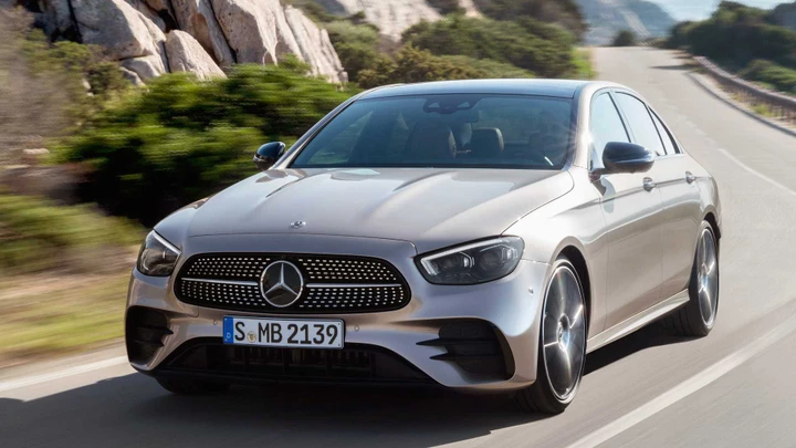 Mercedes-AMG E 53 e E 53 Wagon: immagini ufficiali