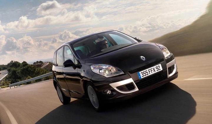 Renault Scenic Model Year 2011