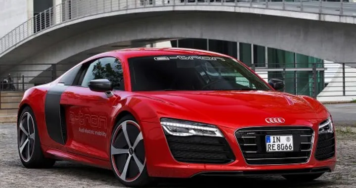 Audi R8 e-tron: la supercar elettrica sarà prodotta