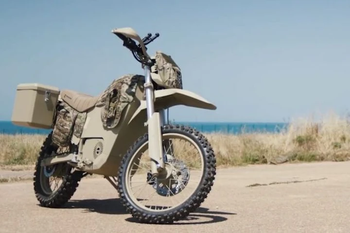 Kalashnikov: l’enduro elettrica per la Polizia di Mosca