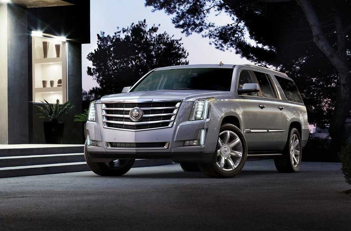 Nuova Cadillac Escalade 2015: le immagini ufficiali