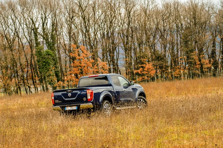 Nissan Navara 2.3 dCi King Cab, prova su strada