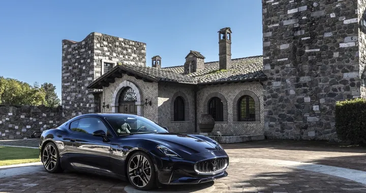 Maserati GranTurismo Folgore: prezzo da 261.000 euro