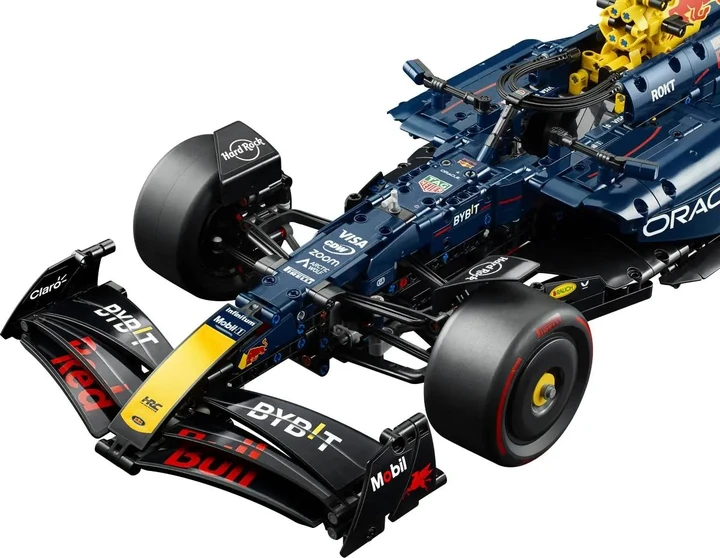 Red Bull Racing RB20: il set Lego per gli Amanti della F1