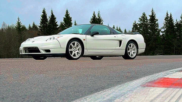 Honda NSX-R, all'asta uno dei rari esemplari prodotti