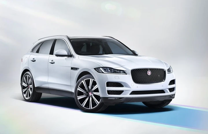 Jaguar F-Pace al Salone di Francoforte 2015