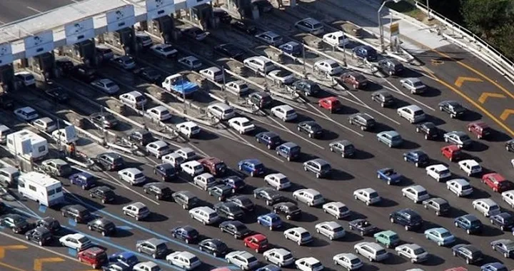 Strade alternative all'autostrada per evitare il traffico post ferie