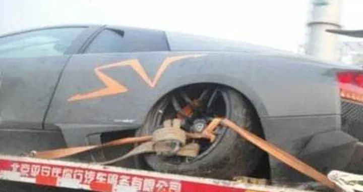 Murcielago China Edition: KO la prima