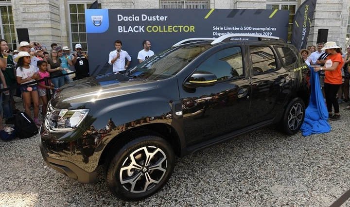 Dacia Duster Black Collector: nuova serie speciale