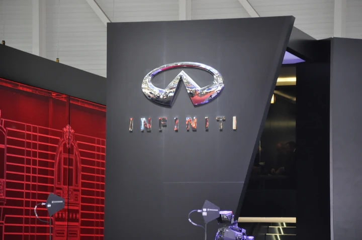 Stand Infiniti al Salone di Ginevra 2015