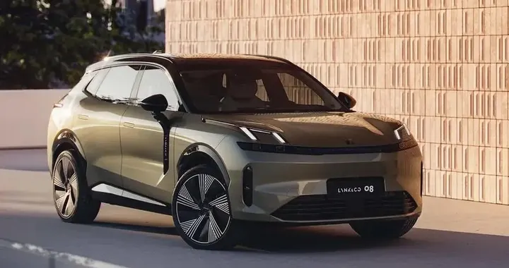 Lynk&Co 08: le prime immagini del nuovo Suv