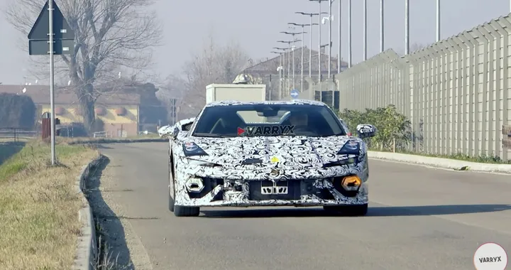 Lamborghini Huracan: l'erede sempre più vicina al debutto [VIDEO SPIA]